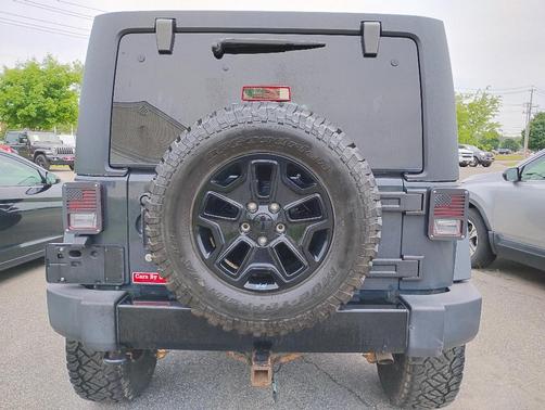Gray 2017 Jeep Wrangler Unlimited Sport