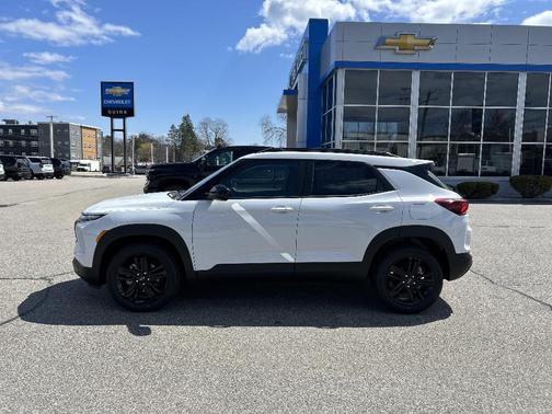 White 2026 Chevrolet Trailblazer LT