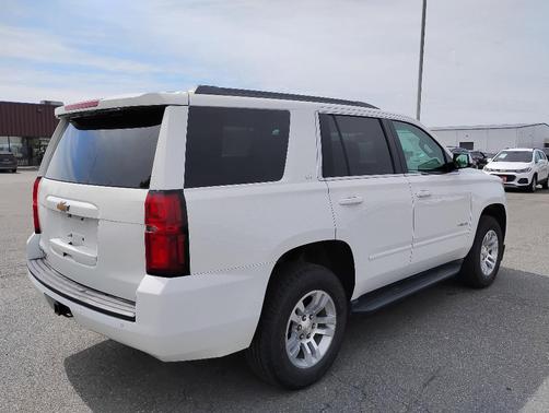 White 2016 Chevrolet Tahoe LS