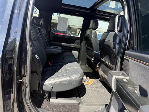 Black 2022 Ford F-150 Platinum