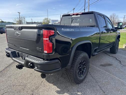 Black 2026 Chevrolet Silverado 2500 ZR2