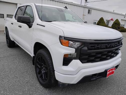 White 2023 Chevrolet Silverado 1500 Custom