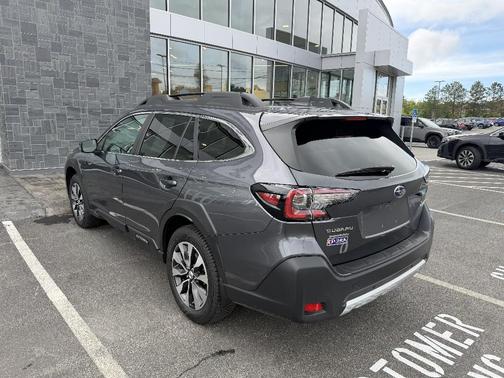 Magnetite Gray Metallic 2024 Subaru Outback Limited