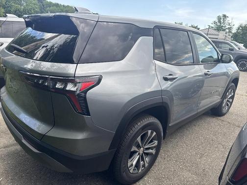 Gray 2026 Chevrolet Equinox LT