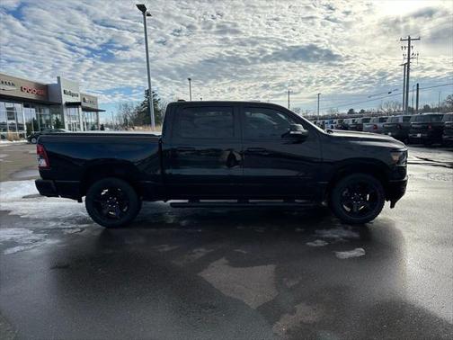 2021 RAM 1500 Big Horn Crew Cab 4x4 57' Box