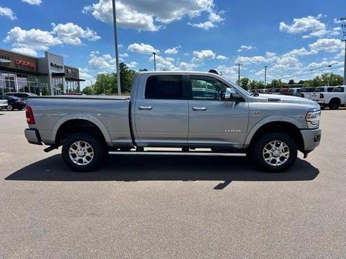 2022 RAM 2500 Laramie Crew Cab 4x4 64' Box