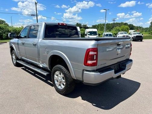 2022 RAM 2500 Laramie Crew Cab 4x4 64' Box