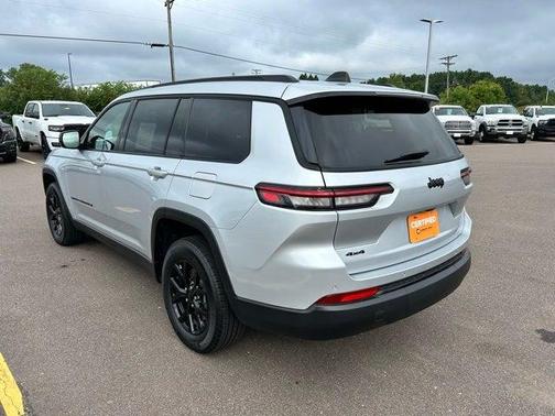 2024 Jeep Grand Cherokee L Altitude 4x4