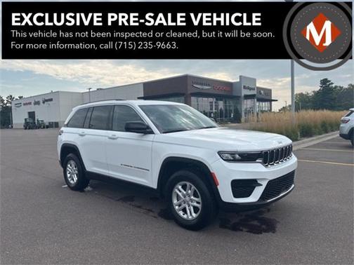 2023 Jeep Grand Cherokee Laredo 4x4