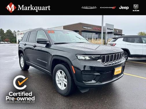 2023 Jeep Grand Cherokee Laredo 4x4
