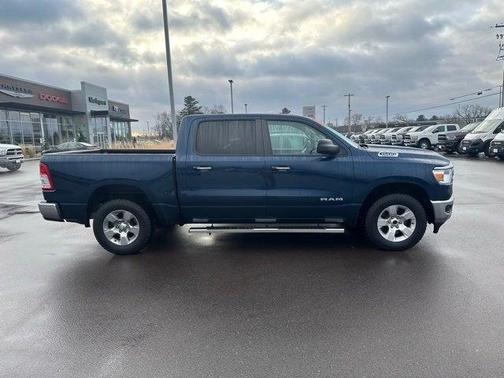 2019 RAM 1500 Big Horn/Lone Star Crew Cab 4x4 57' Box