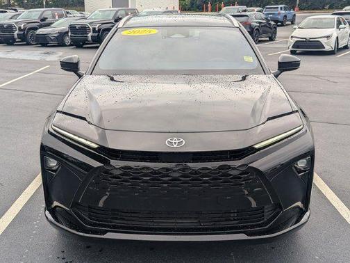 Black 2025 Toyota Crown Signia XLE