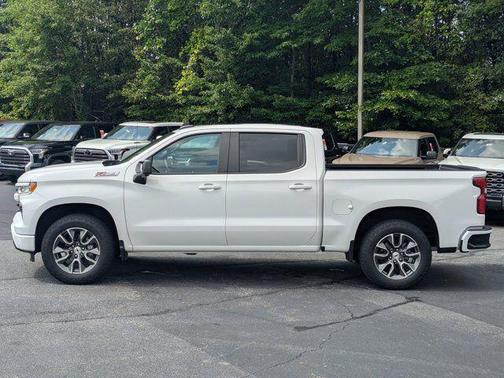 Summit White 2023 Chevrolet Silverado 1500 RST