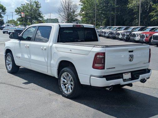 Bright White Clearcoat 2024 RAM 1500 Laramie