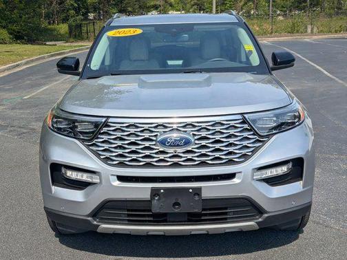 Iconic Silver Metallic 2023 Ford Explorer Platinum