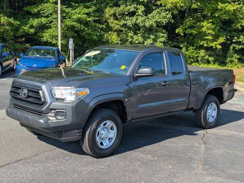 2022 Toyota Tacoma SR