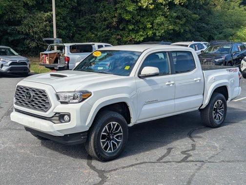 2022 Toyota Tacoma TRD Sport