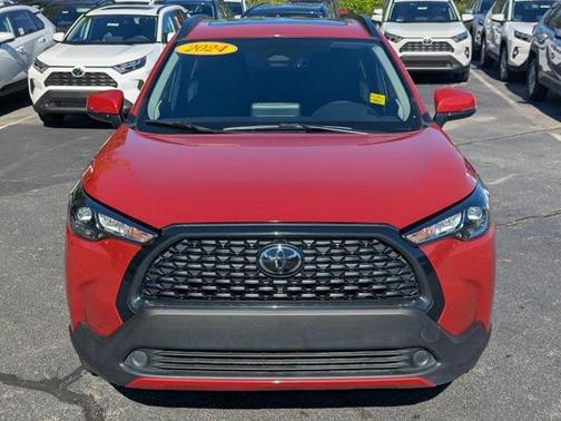 2024 Toyota Corolla Cross LE