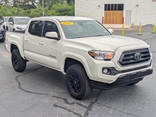 2022 Toyota Tacoma SR5