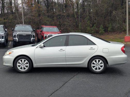 2003 Toyota Camry XLE V6