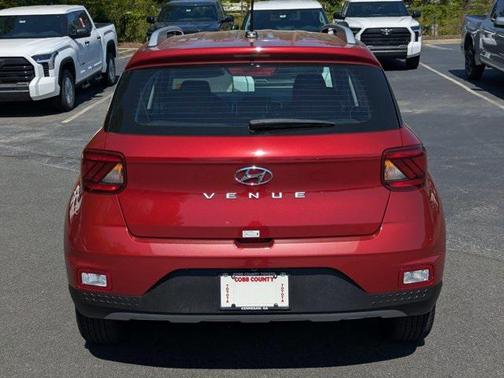 2024 Hyundai VENUE Limited