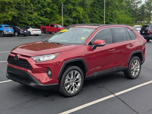 2021 Toyota RAV4 XLE Premium