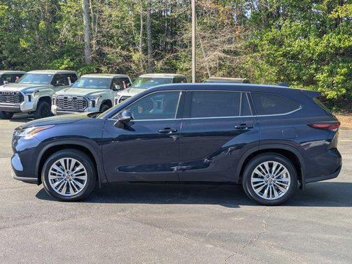 Blueprint 2025 Toyota Highlander Platinum