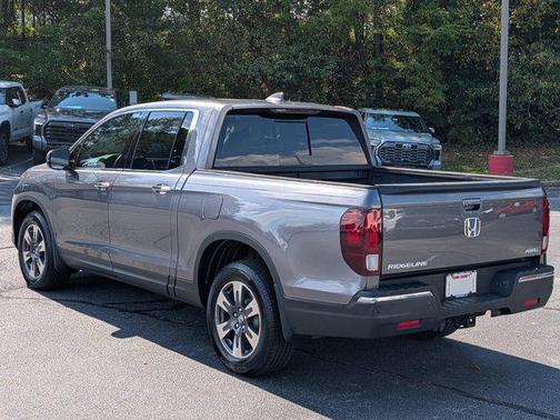 Modern Steel Metallic 2019 Honda Ridgeline RTL-E