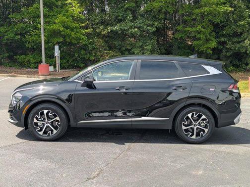 Ebony Black 2025 Kia Sportage EX