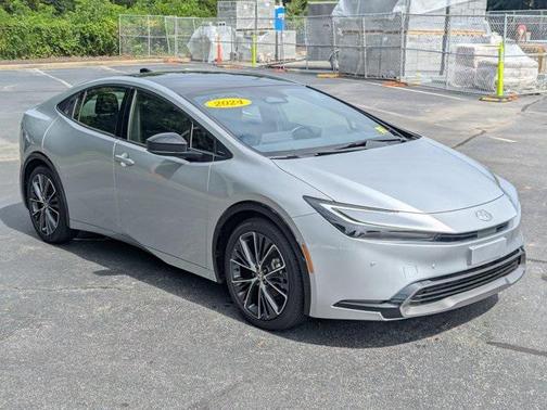 2024 Toyota Prius XLE