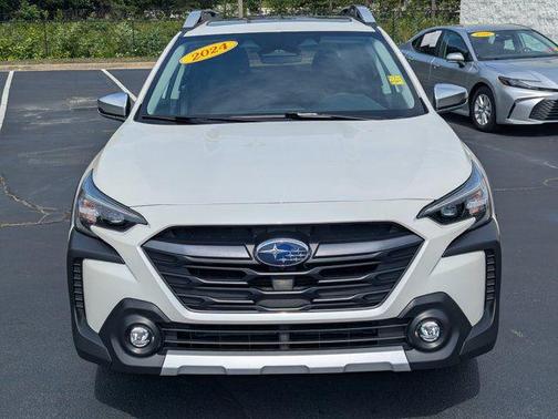 Crystal White Pearl 2024 Subaru Outback Touring XT