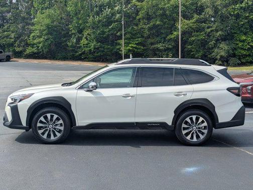 Crystal White Pearl 2024 Subaru Outback Touring XT