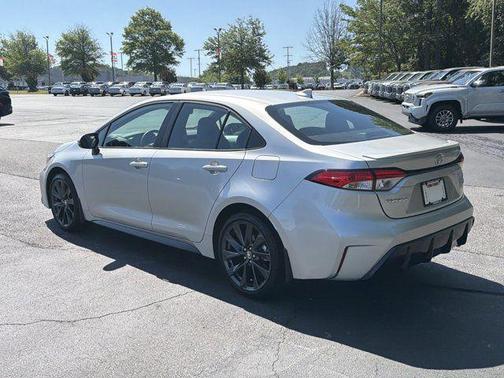 Classic Silver Metallic 2026 Toyota Corolla SE