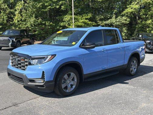 Pearl 2025 Honda Ridgeline TrailSport