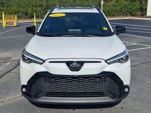 2025 Toyota Corolla Hybrid SE