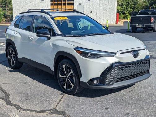 2025 Toyota Corolla Hybrid SE