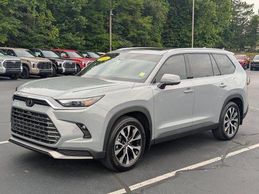 Cement 2026 Toyota Grand Highlander Hybrid Limited MAX