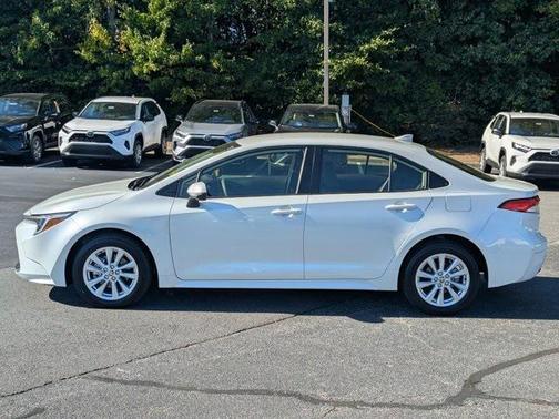 2024 Toyota Corolla Hybrid LE