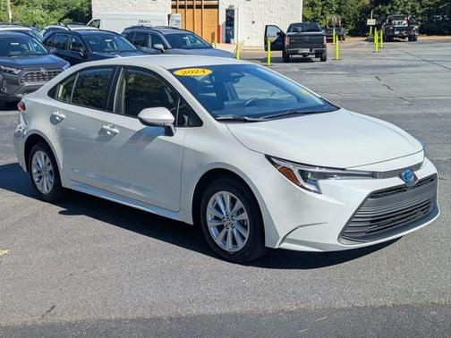 2024 Toyota Corolla Hybrid LE