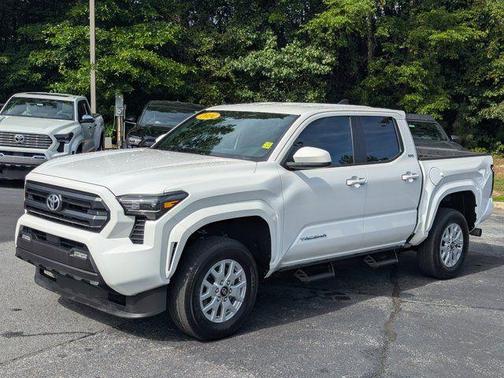 Ice Cap 2024 Toyota Tacoma SR5