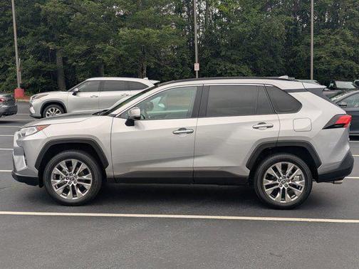 Silver Sky Metallic 2020 Toyota RAV4 XLE Premium