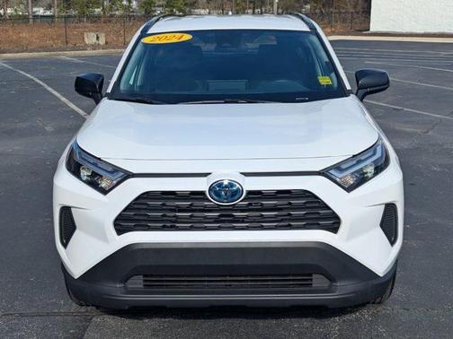 2024 Toyota RAV4 Hybrid SE