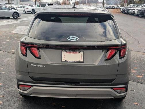 2025 Hyundai TUCSON SE