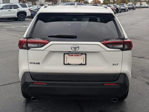 2020 Toyota RAV4 XLE Premium