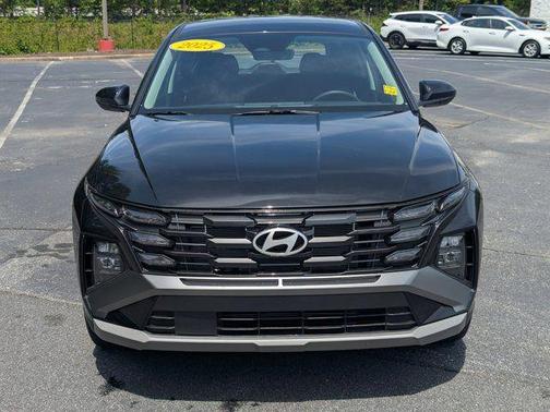 Phantom Black 2025 Hyundai TUCSON SE