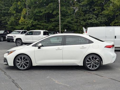 2022 Toyota Corolla SE