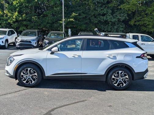 2025 Kia Sportage EX