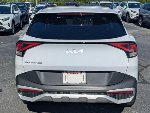 2025 Kia Sportage EX