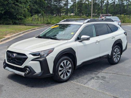 Crystal White Pearl 2024 Subaru Outback Touring XT