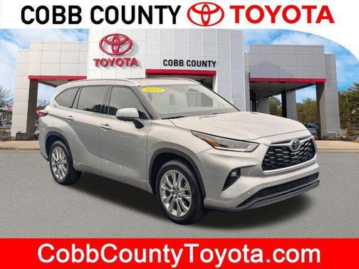 Celestial Silver Metallic 2023 Toyota Highlander Limited